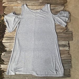 Promesa Women’s Cold Shoulder Tunic